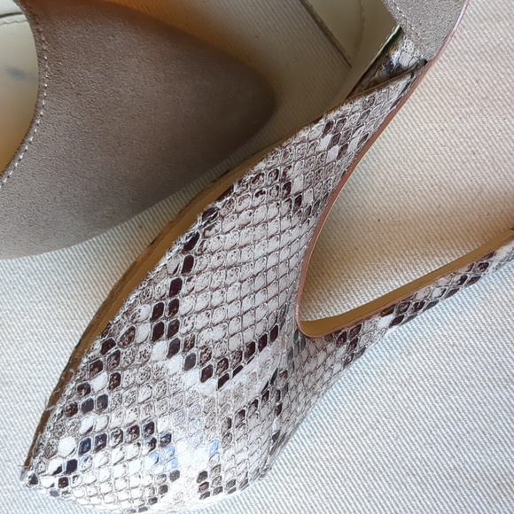 Suede snake print Steve Madden size 6 heels - Picture 4 of 4